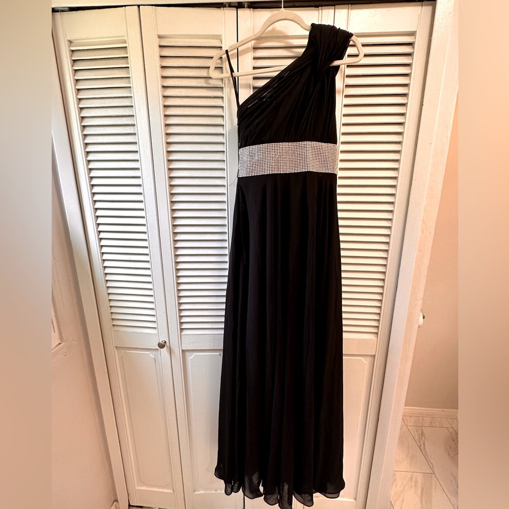 Black tie gown